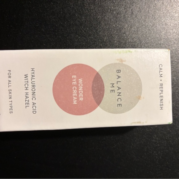 MakeUp Bundle - Picture 4 of 14